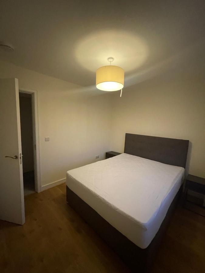 מיינות' Private Room In A New Shared Apartment מראה חיצוני תמונה
